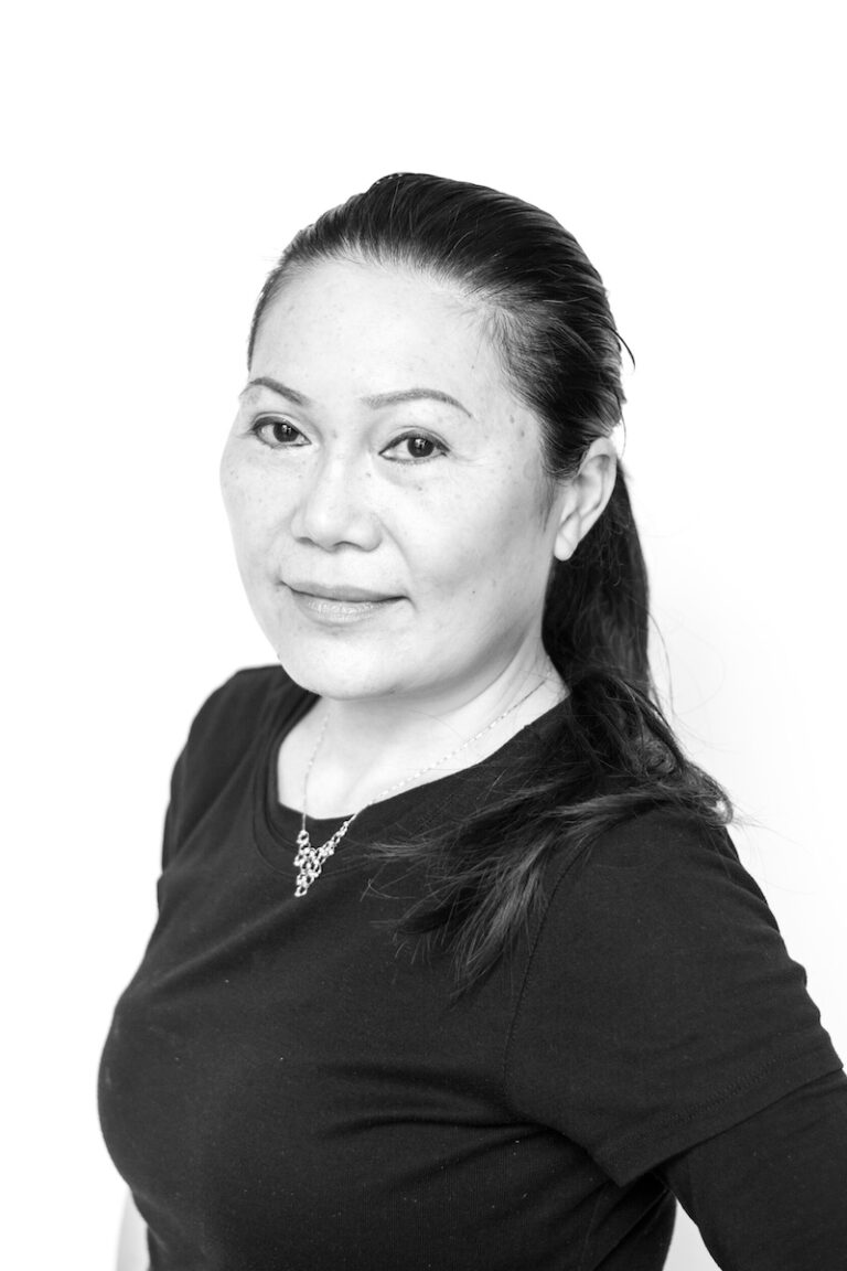 Vivian Nail Technician Changes Salon and Day Spa