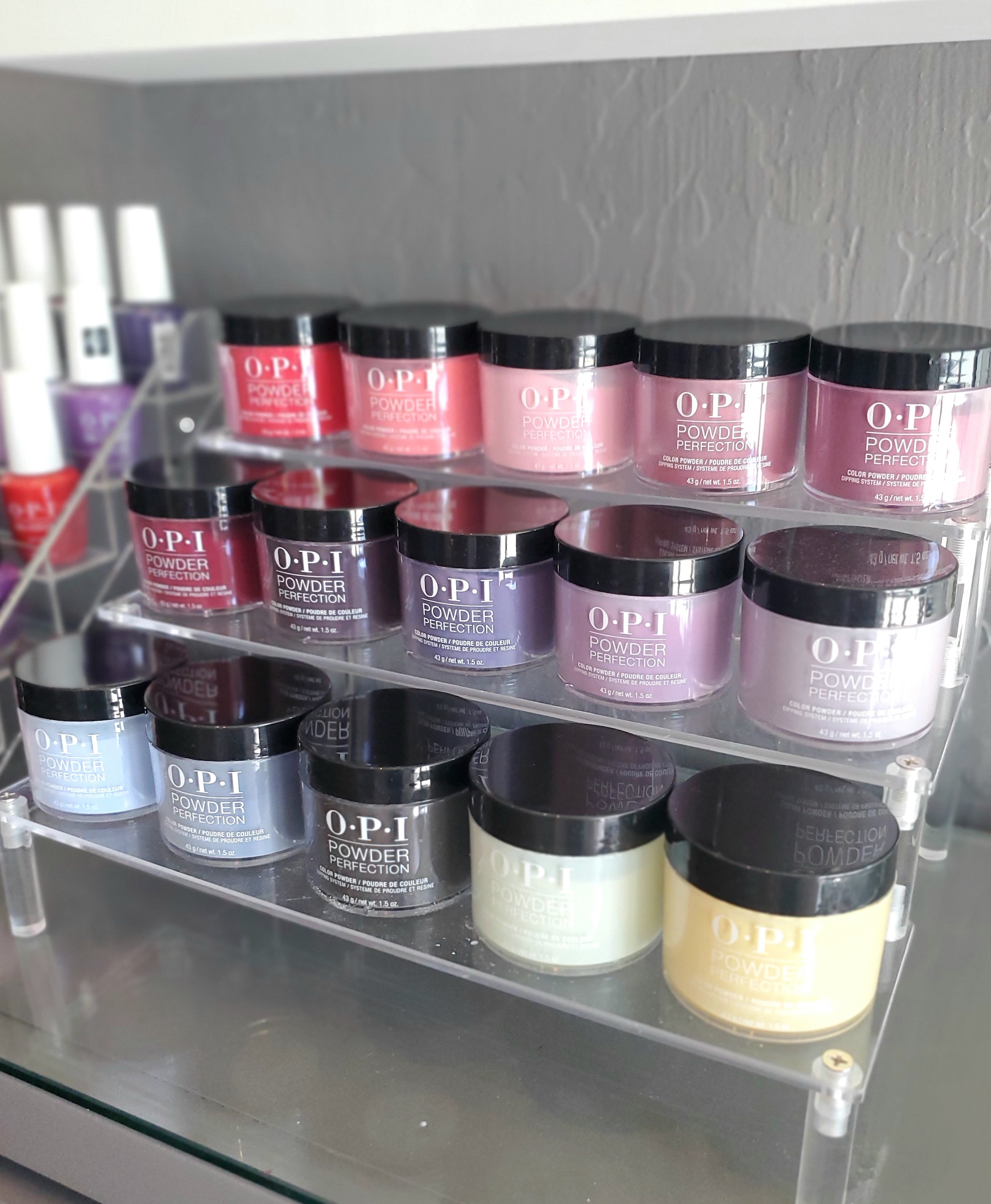 Benefits of a Dip Manicure Changes Salon & Day Spa